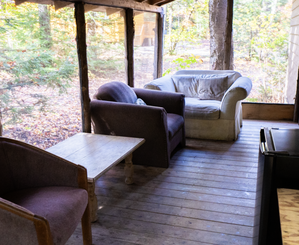 accomodaitons at camp arowhon